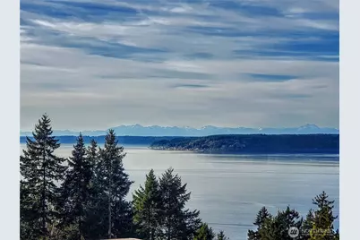 5737 Overlook Avenue NE, Tacoma, WA 98422 - Photo 1