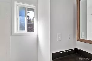 2186 Crosswoods Cir, Oak Harbor, WA 98277 - Photo 10