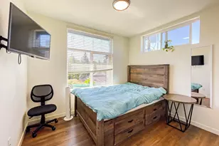 1017 NE 55th St, Seattle, WA 98105 - Photo 20