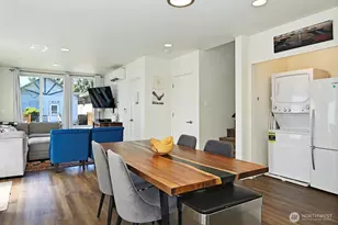 1017 NE 55th St, Seattle, WA 98105 - Photo 6