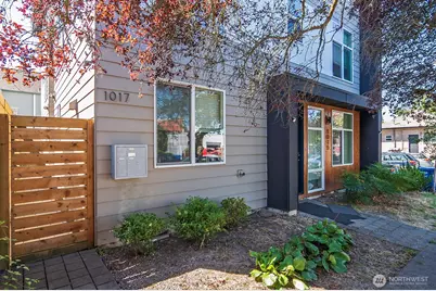 1017 NE 55th Street, Seattle, WA 98105 - Photo 1