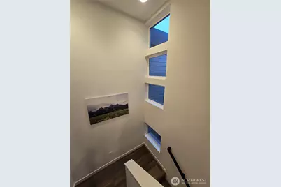 1017 NE 55th Street, Seattle, WA 98105 - Photo 16