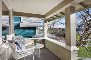 318 N 77th St, Seattle, WA 98103 - Photo 4