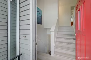 3702 201st Pl SW, Lynnwood, WA 98036 - Photo 2