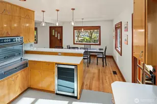 5217 5th Ave NE, Seattle, WA 98105 - Photo 8