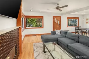 5217 5th Ave NE, Seattle, WA 98105 - Photo 12