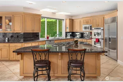 21315 SE 11th Street, Sammamish, WA 98075 - Photo 10