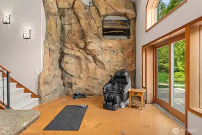 21315 SE 11th Street, Sammamish, WA 98075 - Photo 34