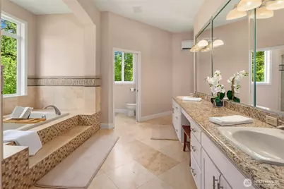 21315 SE 11th Street, Sammamish, WA 98075 - Photo 18