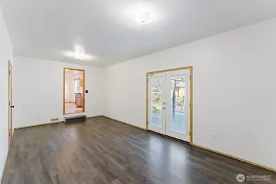 585 Poplar Place, Burlington, WA 98233 - Photo 16