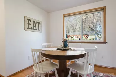 585 Poplar Place, Burlington, WA 98233 - Photo 8