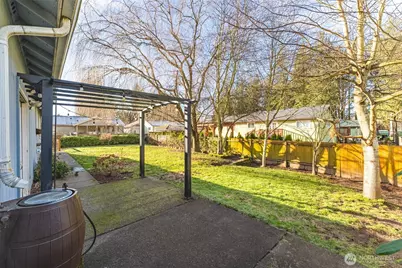 585 Poplar Place, Burlington, WA 98233 - Photo 32