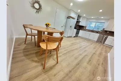 19431 107th Avenue SE, Renton, WA 98055 - Photo 4