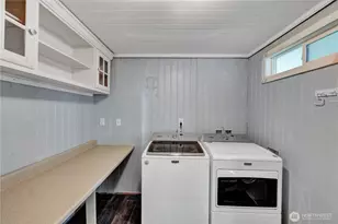 18425 NE 95th St, Redmond, WA 98052 - Photo 14