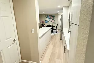 11049 18th Ave SW, Seattle, WA 98146 - Photo 6