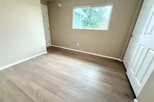 11049 18th Ave SW, Seattle, WA 98146 - Photo 12