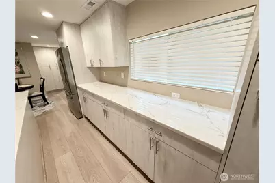 11049 18th Avenue SW, Seattle, WA 98146 - Photo 14