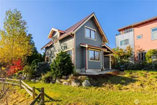 2516 Mill Ave, Bellingham, WA 98225 - Photo 2