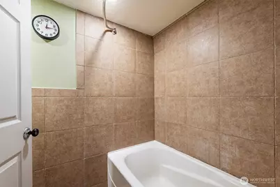 20310 5th Avenue NW, Shoreline, WA 98177 - Photo 18