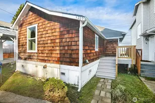 4205 34th Ave S, Seattle, WA 98118 - Photo 2