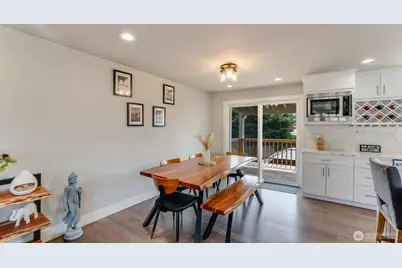 950 Anacortes Court NE, Renton, WA 98059 - Photo 12