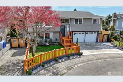 950 Anacortes Court NE, Renton, WA 98059 - Photo 4