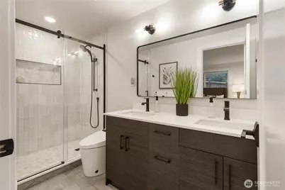 13405 NE 84th Street, Redmond, WA 98052 - Photo 22