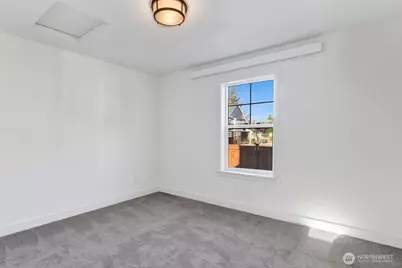 530 E Sunset Drive #10, Bellingham, WA 98225 - Photo 32