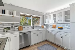 585 Taylor Rd, Kalama, WA 98625 - Photo 8