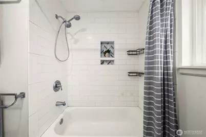 1404 G Street SE, Auburn, WA 98002 - Photo 18