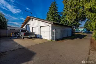1404 G St SE, Auburn, WA 98002 - Photo 26