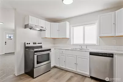 309 NW 3rd Avenue, Kelso, WA 98626 - Photo 8