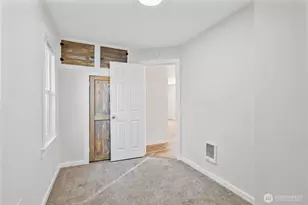 309 NW 3rd Ave, Kelso, WA 98626 - Photo 16