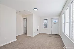 309 NW 3rd Ave, Kelso, WA 98626 - Photo 4