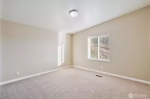 276 Alpenridge Rd, Kelso, WA 98626 - Photo 18