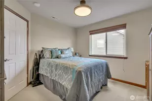 910 Boatman NW, Orting, WA 98360 - Photo 24