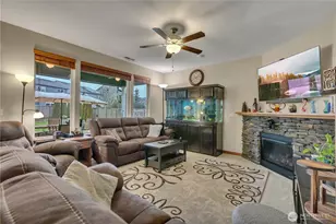 910 Boatman NW, Orting, WA 98360 - Photo 12