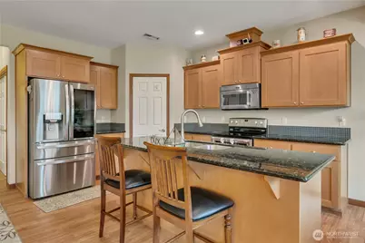 910 Boatman NW, Orting, WA 98360 - Photo 8