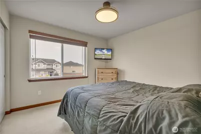 910 Boatman NW, Orting, WA 98360 - Photo 26