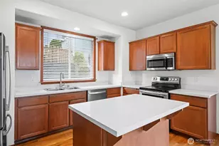 1128 Chestnut St, Everett, WA 98201 - Photo 8