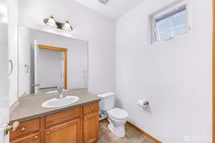 1033 Aspen Ln, Burlington, WA 98233 - Photo 16