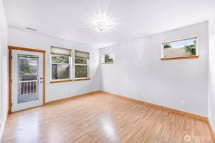 1033 Aspen Ln, Burlington, WA 98233 - Photo 12