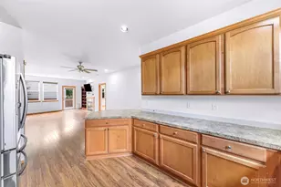 1033 Aspen Ln, Burlington, WA 98233 - Photo 10