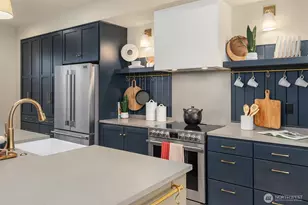 5037 25th Ave SW, Seattle, WA 98106 - Photo 8