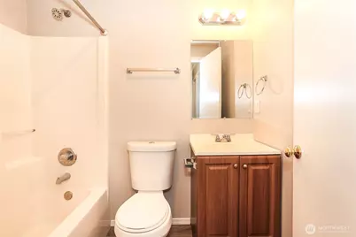 915 110th Street S, Tacoma, WA 98444 - Photo 12