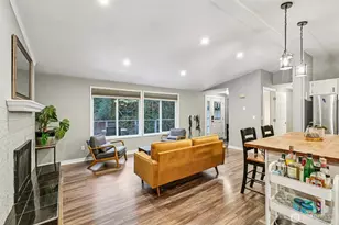 29 Maple Ct, Bellingham, WA 98229 - Photo 2