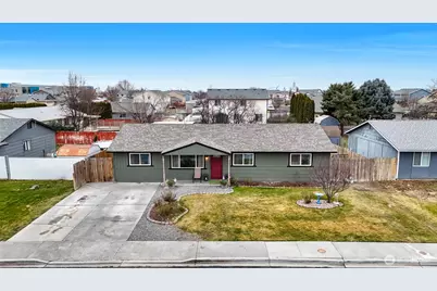 1692 S Wallace Street, Moses Lake, WA 98837 - Photo 1