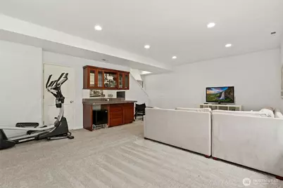 9110 NE 160th Place, Bothell, WA 98028 - Photo 30