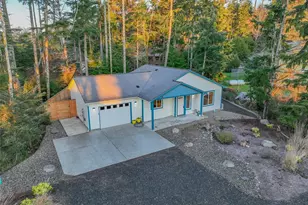 312 Pearsall St SE, Ocean Shores, WA 98569 - Photo 2