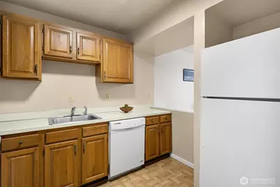 3024 NE 143rd Street #103, Seattle, WA 98125 - Photo 12